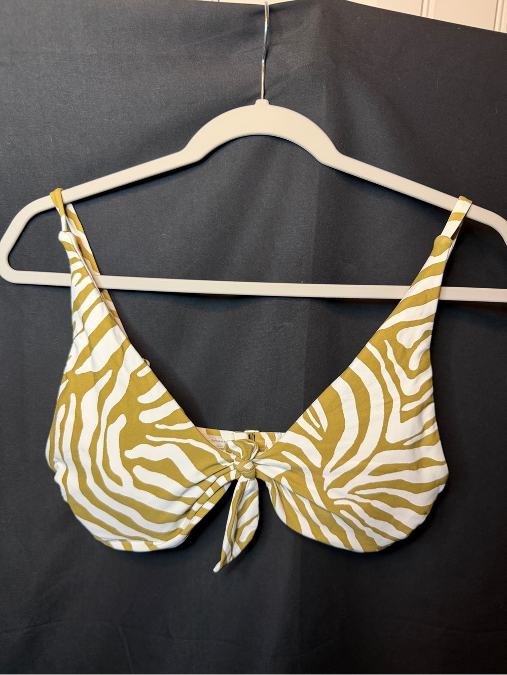 Gianni Bini Olive Green & White Striped Tie-Front Bikini Set (M/L)
